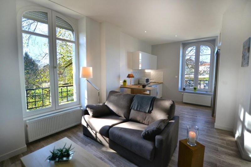 Appartment Les Suites Du Parc Besanzón Habitación foto